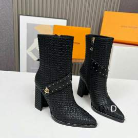 Picture of Louis Vuitton Shoes _SKULVsz35-40GDT090812373